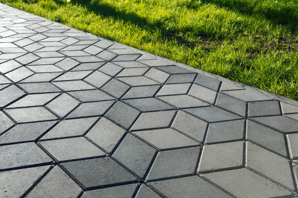 Best Affordable Driveway Pavers  in Carpentersvle, IL